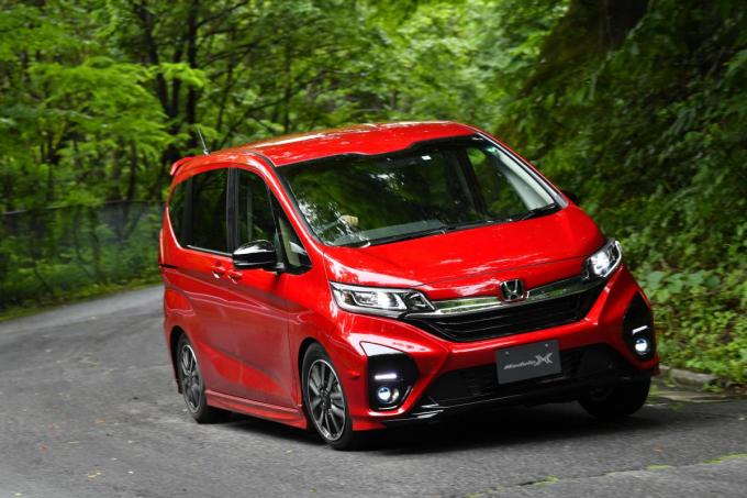 ムービー ドリキン土屋圭市が2年掛けて熟成 中谷明彦を唸らせたfreed Modulo X 自動車情報 ニュース Web Cartop ムービー ドリキン土屋圭市が2年掛けて熟成 中谷明彦を唸らせたfreed Modulo X 自動車情報 ニュース Web Cartop