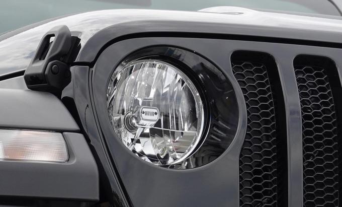 画像ギャラリー ジープ ラングラーにタンカラーのソフトトップを組み合わせた限定モデル ブラック タン を発売 画像6 自動車情報 ニュース Web Cartop