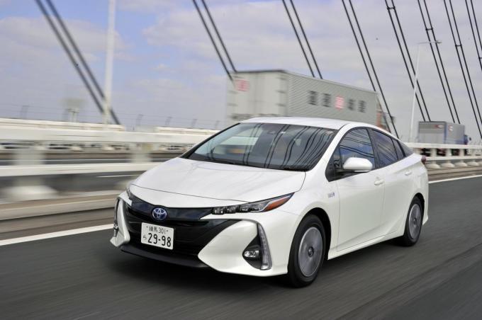 エンジンオフで家電もエアコンも使い放題 アウトドア無双確実なのに ミニバン に プラグインハイブリッド がない理由 自動車情報 ニュース Web Cartop 2ページ目 エンジンオフで家電もエアコンも使い放題 アウトドア無双確実なのに ミニバン に プラグインハイブリッド がない理由 自動車情報 ニュース Web Cartop 2ページ目
