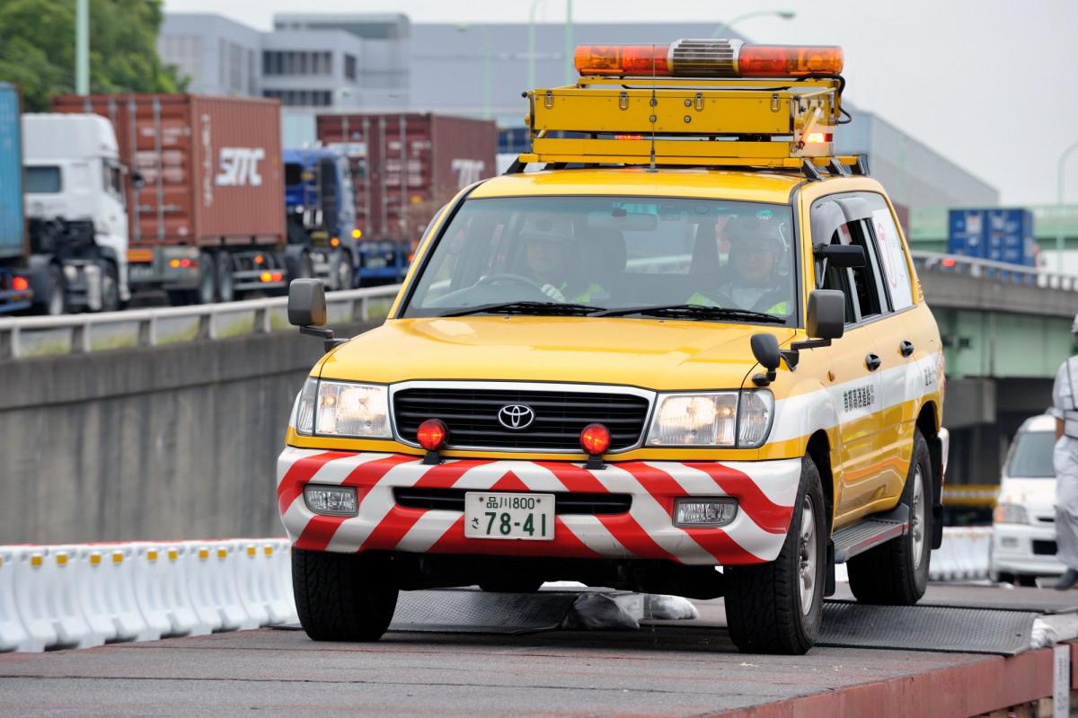 道を譲らなければいけない緊急車両とは