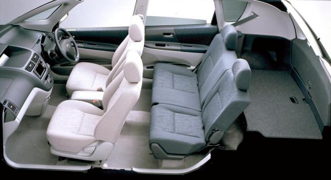 Cvtの夜明けを担った意欲作 なのに１代限りで消滅した残念なクルマ４選 自動車情報 ニュース Web Cartop 2ページ目