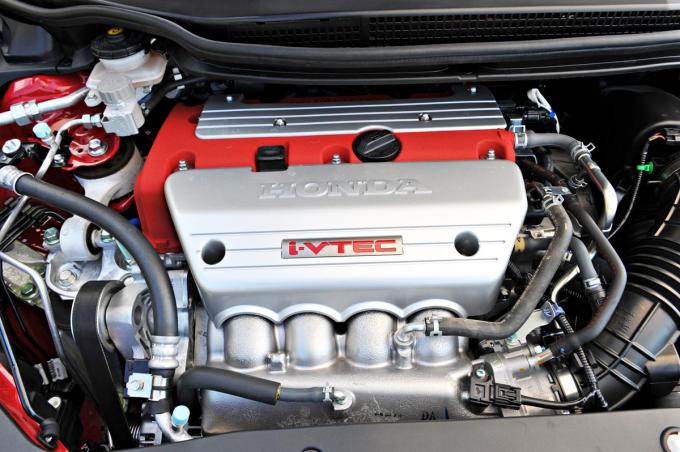 いまホンダのほぼ全車に採用される I Vtec って何 かつてクルマ好きが熱狂したvtecとの違いとは Web Cartop Goo ニュース