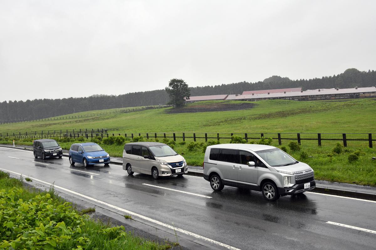 高速道路などで見かける 横風注意 の表示 具体的に どう気を付ける のが正解 自動車情報 ニュース Web Cartop 2ページ目