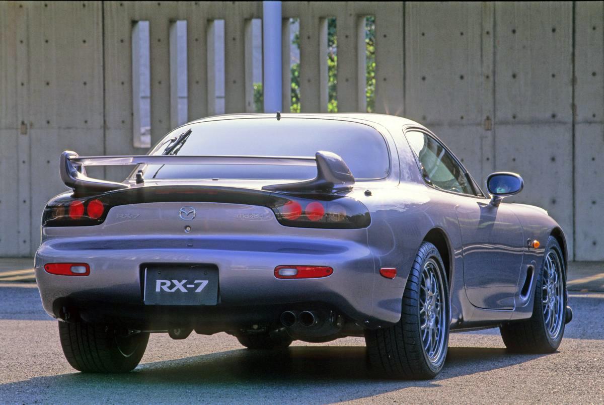 高すぎて買えない は本当 Gt Rやrx 7などの まともな個体 の中古相場とは 自動車情報 ニュース Web Cartop 高すぎて買えない は本当 Gt Rやrx 7などの まともな個体 の中古相場とは 自動車情報 ニュース Web Cartop