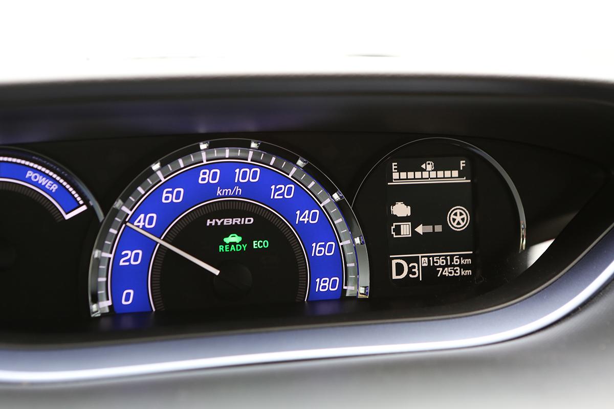 燃費以外の驚きメリットも いまハイブリッド車や電気自動車以外にも続々採用の 回生ブレーキ って何 自動車情報 ニュース Web Cartop 燃費以外の驚きメリットも いまハイブリッド車や電気自動車以外にも続々採用の 回生ブレーキ って何 自動車情報 ニュース Web Cartop