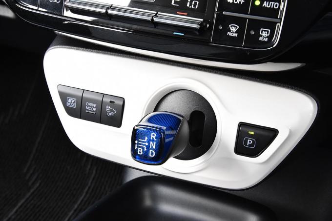 燃費以外の驚きメリットも いまハイブリッド車や電気自動車以外にも続々採用の 回生ブレーキ って何 自動車情報 ニュース Web Cartop 燃費以外の驚きメリットも いまハイブリッド車や電気自動車以外にも続々採用の 回生ブレーキ って何 自動車情報 ニュース Web Cartop