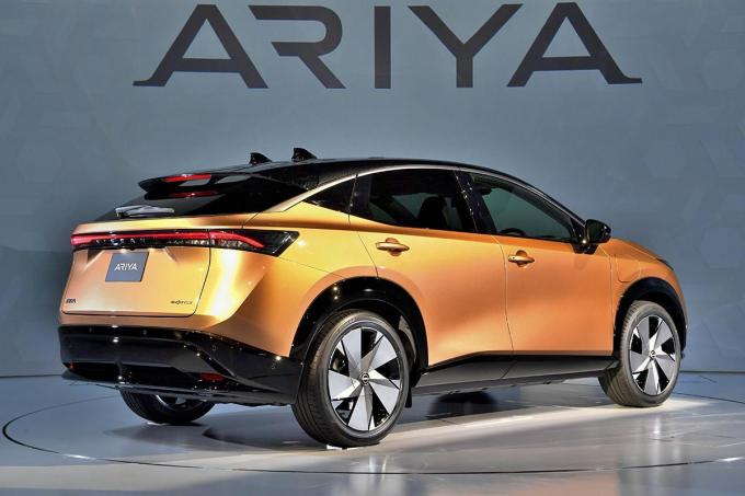 画像ギャラリー 手放し運転 に 車外からのリモート駐車 無敵にみえる日産アリアの あえてのバツ と素直に 凄いところ 画像1 自動車情報 ニュース Web Cartop