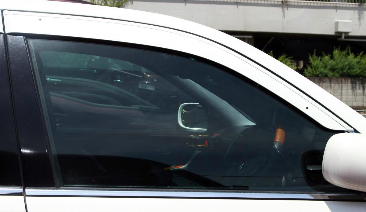 いまこそ見直すべき 装着減少の ドアバイザー のメリットは喫煙者以外にも結構あった 自動車情報 ニュース Web Cartop 2ページ目