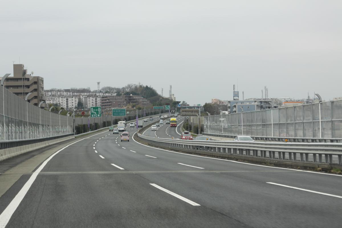 車両通行帯とセンターラインの線の意味 〜 画像4