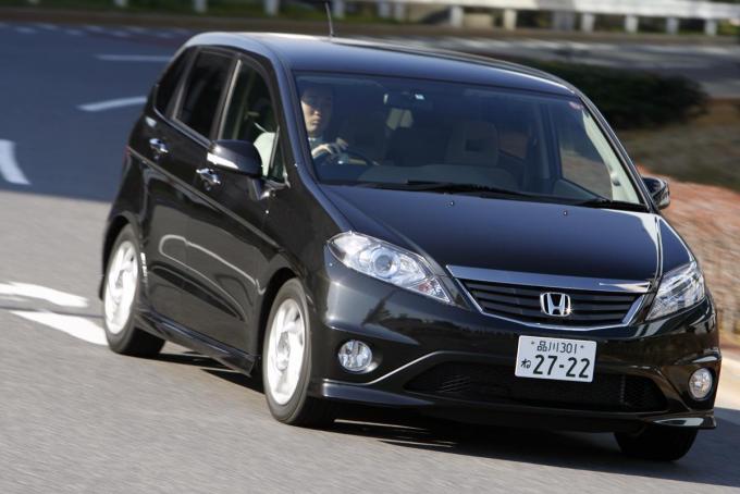 普通車の維持費は月にいくらかかる 若者でもクルマが持てるか計算してみた 自動車情報 ニュース Web Cartop