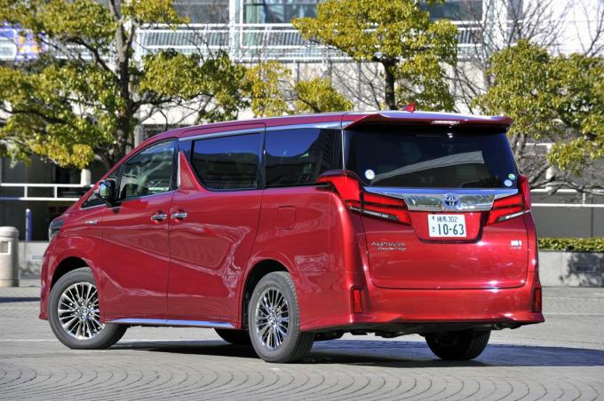 最高峰ミニバン アルファードの魅力とは 内装やデザインなど人気の秘密を解説 自動車情報 ニュース Web Cartop