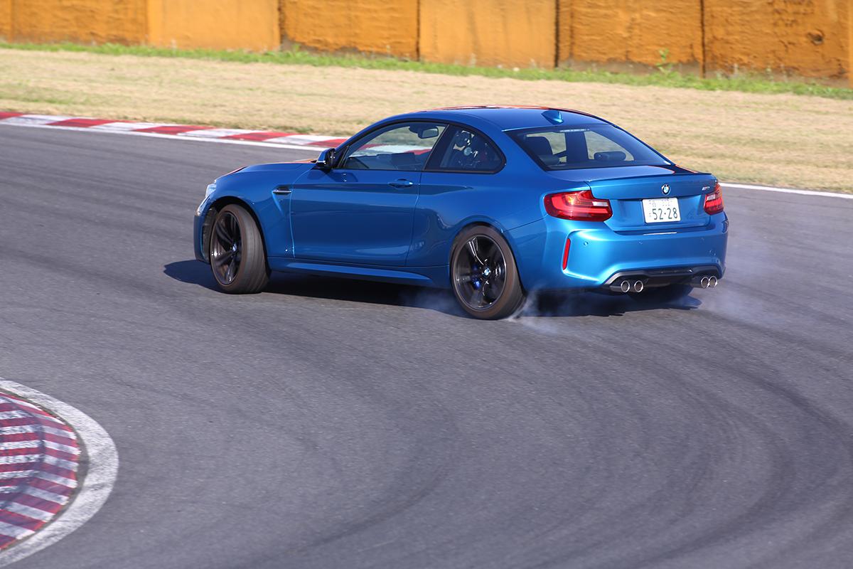 ドリフトするBMW M2 〜 画像3