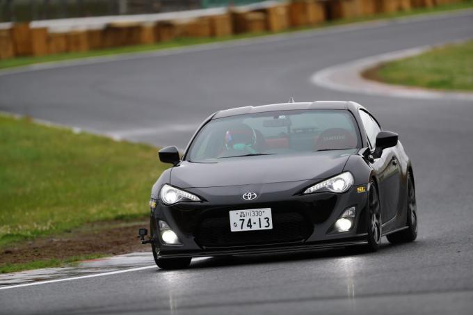 ドリキン土屋圭市の愛車トヨタ86が進化！ ファイナルギヤ変更で 