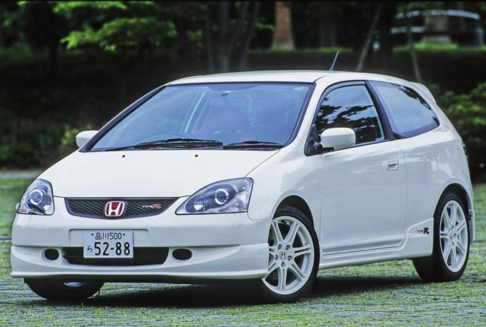 黄金の 90年代 に比べると影の薄い 00年代 不遇の時代に生まれた 名スポーツモデル ４台 自動車情報 ニュース Web Cartop 2ページ目