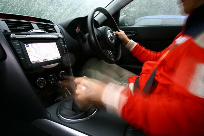 クルマを 壊す との声もあった 超速操作のギヤチェンジ 中谷シフト の秘密 自動車情報 ニュース Web Cartop 2ページ目