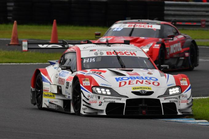 スープラ Nsx Gt Rにプリウスまで スーパーgtマシンと市販車との共通点はどのぐらいある 自動車情報 ニュース Web Cartop スープラ Nsx Gt Rにプリウスまで スーパーgtマシンと市販車との共通点はどのぐらいある 自動車情報 ニュース Web Cartop
