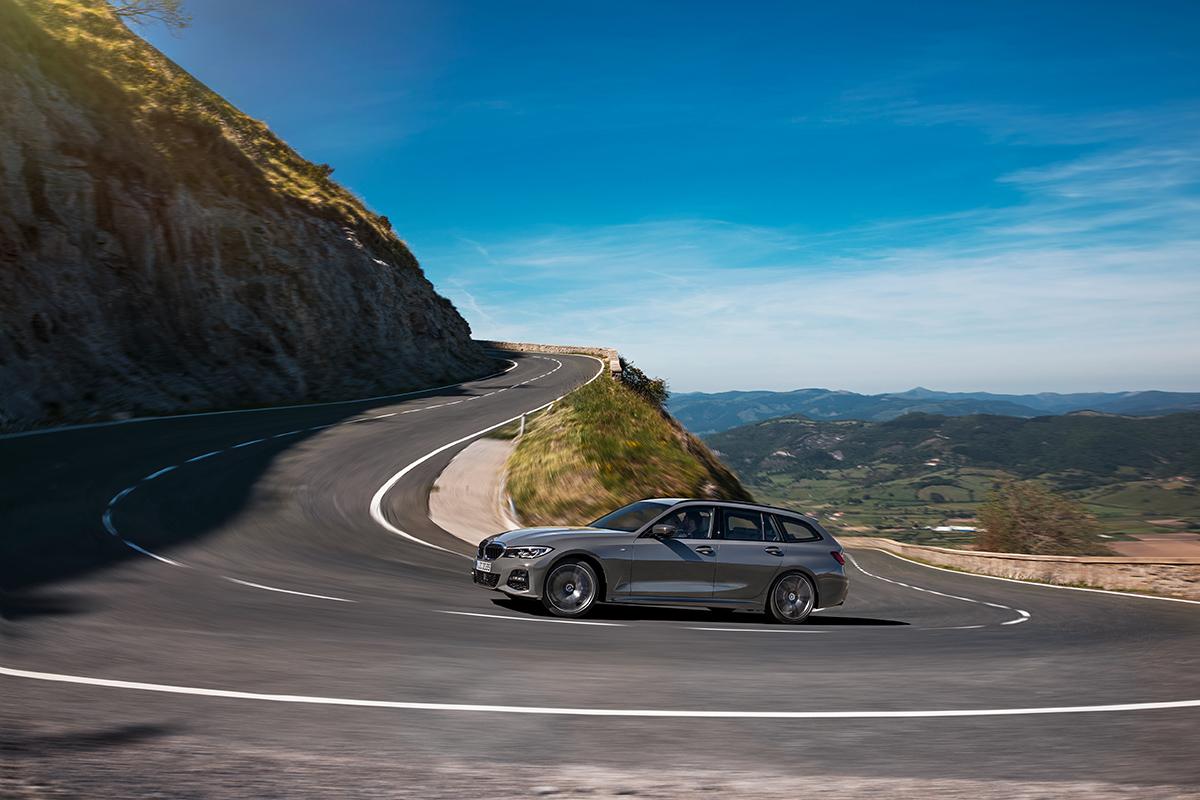 BMW3シリーズツーリングにエントリーモデル「318i」をラインアップに追加 〜 画像3