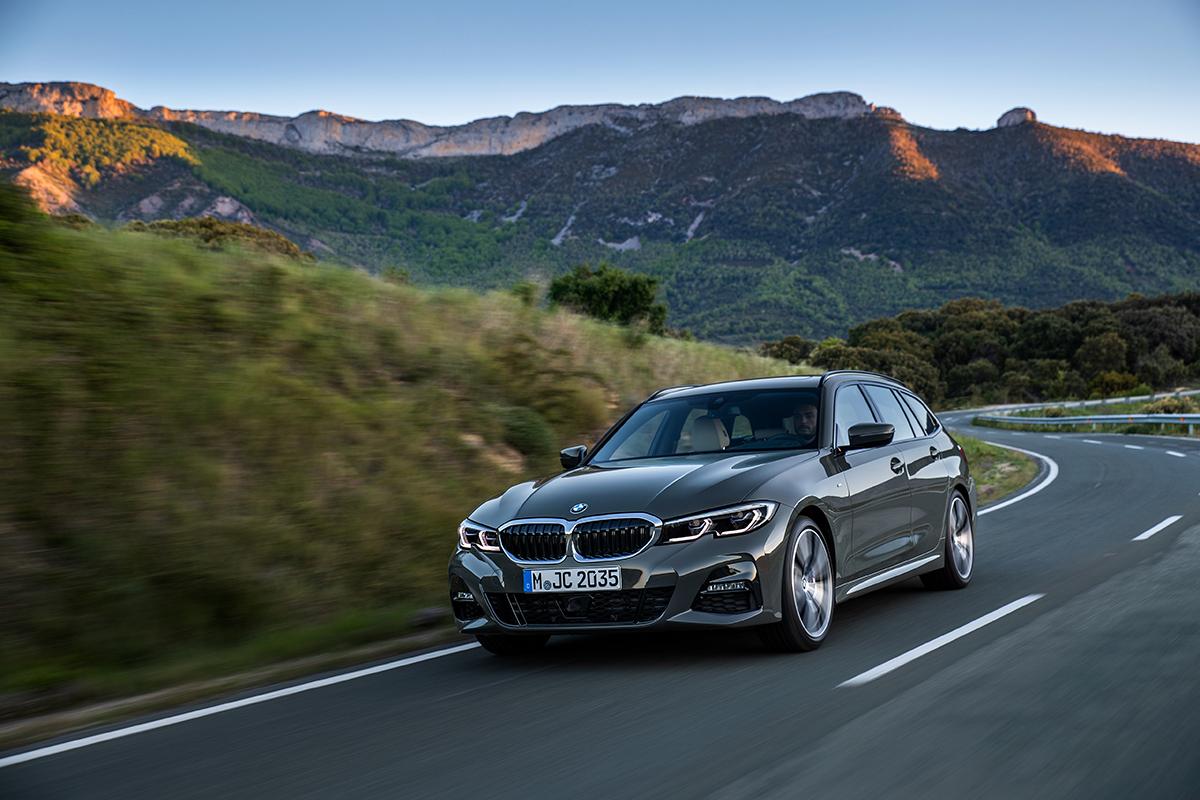 BMW3シリーズツーリングにエントリーモデル「318i」をラインアップに追加 〜 画像5