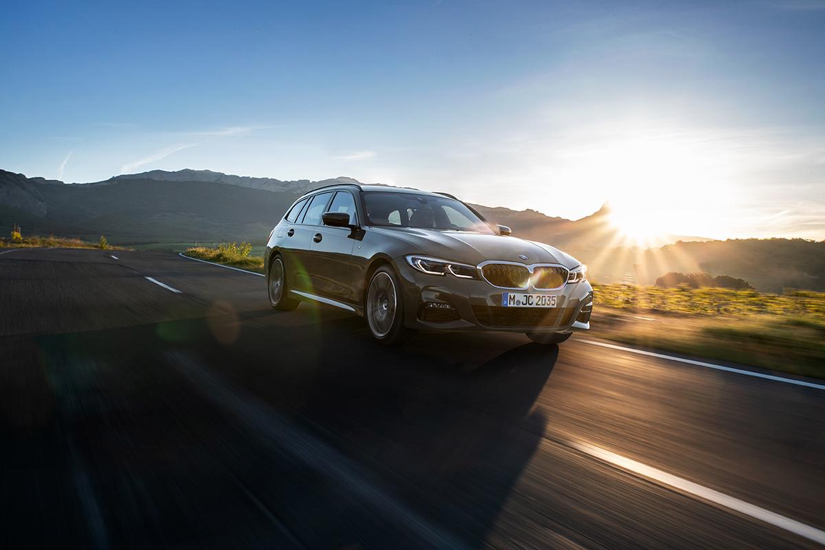 BMW3シリーズツーリングにエントリーモデル「318i」をラインアップに追加 〜 画像8