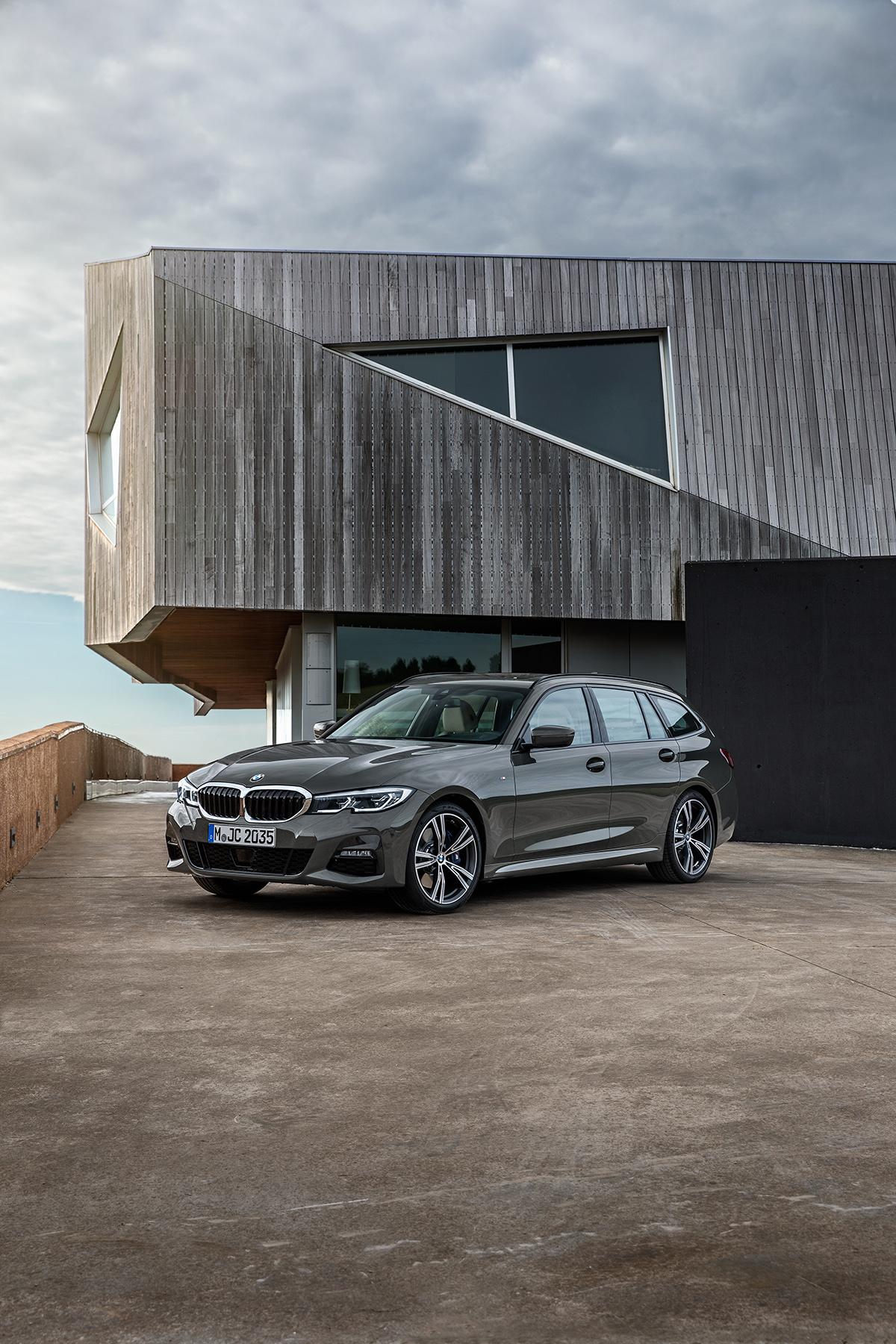 BMW3シリーズツーリングにエントリーモデル「318i」をラインアップに追加 〜 画像23