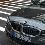 【画像】BMW３シリーズツーリングに２L直４ガソリンターボ搭載のエントリーモデル「318i」を追加 〜 画像41