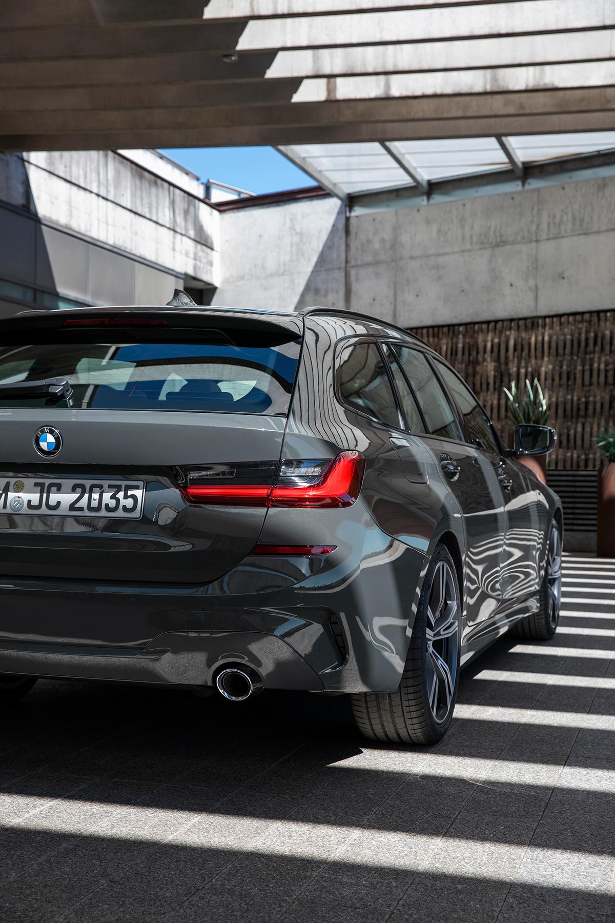 BMW3シリーズツーリングにエントリーモデル「318i」をラインアップに追加 〜 画像42