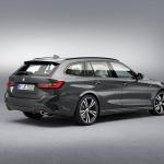 【画像】BMW３シリーズツーリングに２L直４ガソリンターボ搭載のエントリーモデル「318i」を追加 〜 画像54