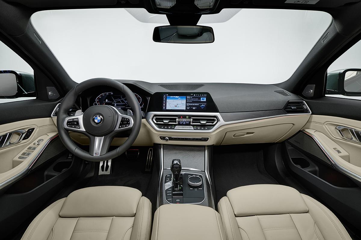 Bmw3シリーズツーリングに2l直4ガソリンターボ搭載のエントリーモデル 318i を追加 自動車情報 ニュース Web Cartop Bmw3シリーズツーリングに2l直4ガソリンターボ搭載のエントリーモデル 318i を追加 自動車情報 ニュース Web Cartop