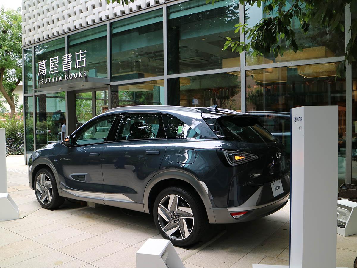 韓国の ヒュンダイ が本気で日本再上陸か モニターもカタログも日本語表記だった水素suv ネッソ とは 自動車情報 ニュース Web Cartop 韓国の ヒュンダイ が本気で日本再上陸か モニターもカタログも日本語表記だった水素suv ネッソ とは 自動車情報 ニュース Web Cartop