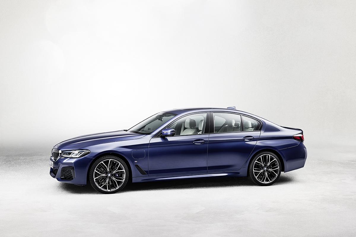 BMW 5シリーズがモデルチェンジでLCI化 〜 画像36