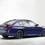 【画像】BMW５シリーズが後期型へモデルチェンジ！　安全装備を充実させてますます快適に 〜 画像27