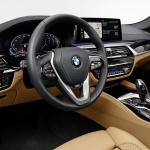 【画像】BMW５シリーズが後期型へモデルチェンジ！　安全装備を充実させてますます快適に 〜 画像97