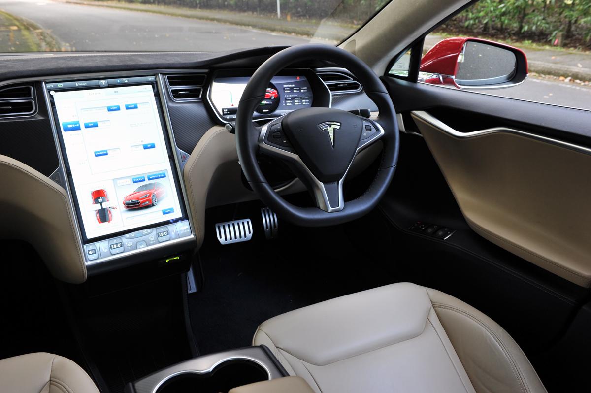 プリウスphvに新型レヴォーグも いま新型車に 縦型モニター の採用が増えているワケ 自動車情報 ニュース Web Cartop プリウスphvに新型レヴォーグも いま新型車に 縦型モニター の採用が増えているワケ 自動車情報 ニュース Web Cartop