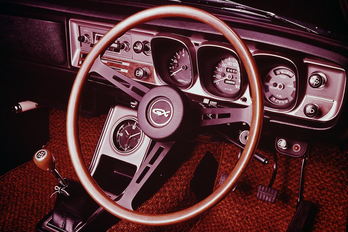 付いてるクルマは 旧車 確定 令和車からはほぼ絶滅したインパネまわりの装備６選 自動車情報 ニュース Web Cartop