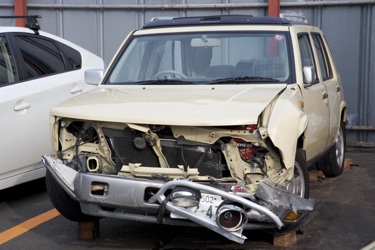 なぜ撤去されない ナンバー付きの超長期放置車両をアチコチで見かけるワケ 自動車情報 ニュース Web Cartop なぜ撤去されない ナンバー付きの超長期放置車両をアチコチで見かけるワケ 自動車情報 ニュース Web Cartop