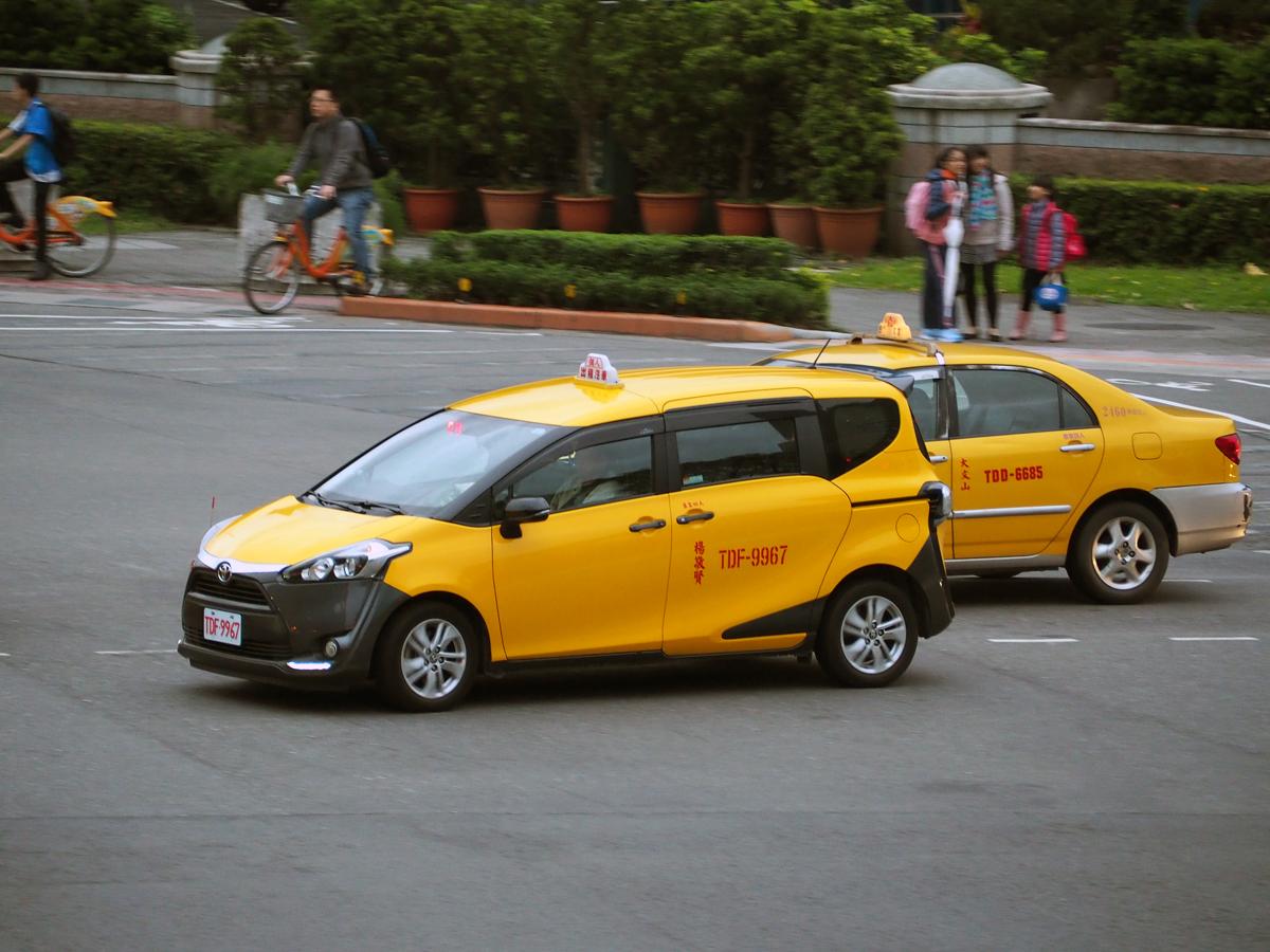 日本に負けじと百花繚乱! 多様化が進む「世界のタクシー」車種事情