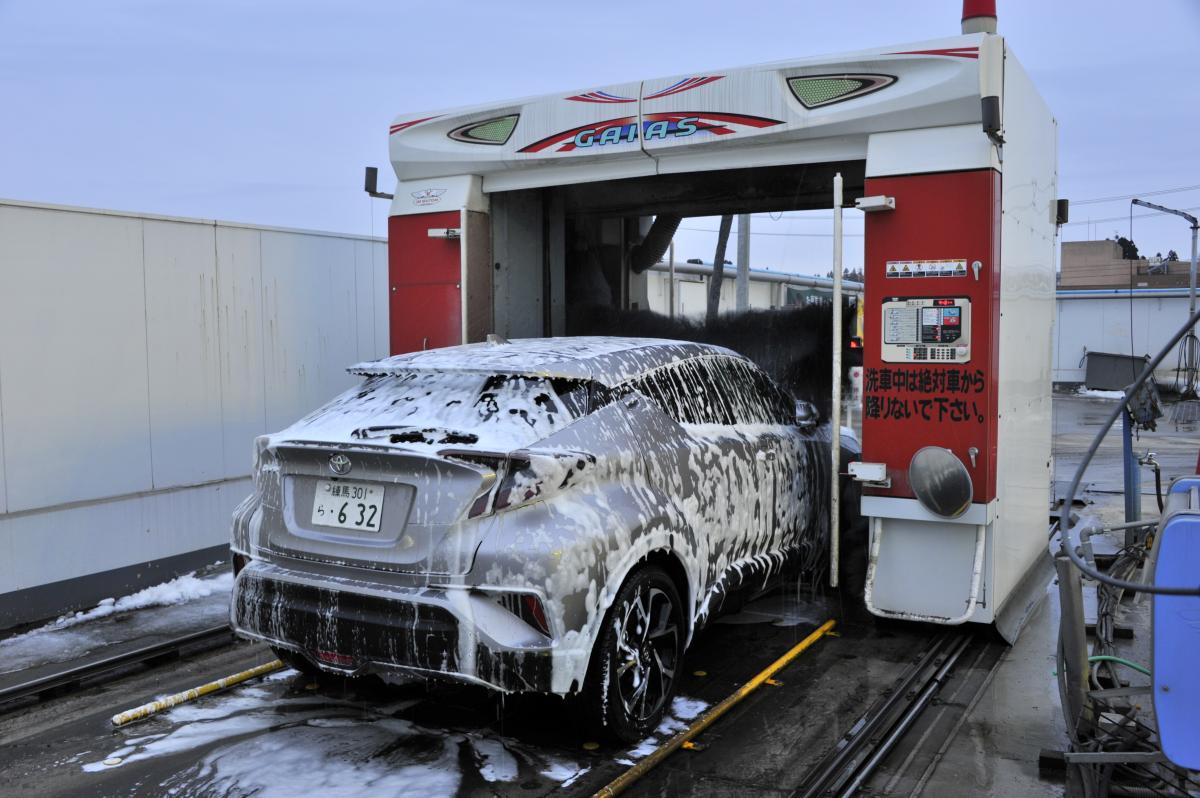 ガソリンスタンドのセルフ洗車