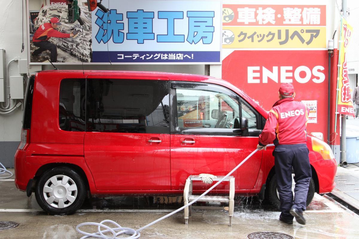 ガソリンスタンドの手洗い洗車 〜 画像3