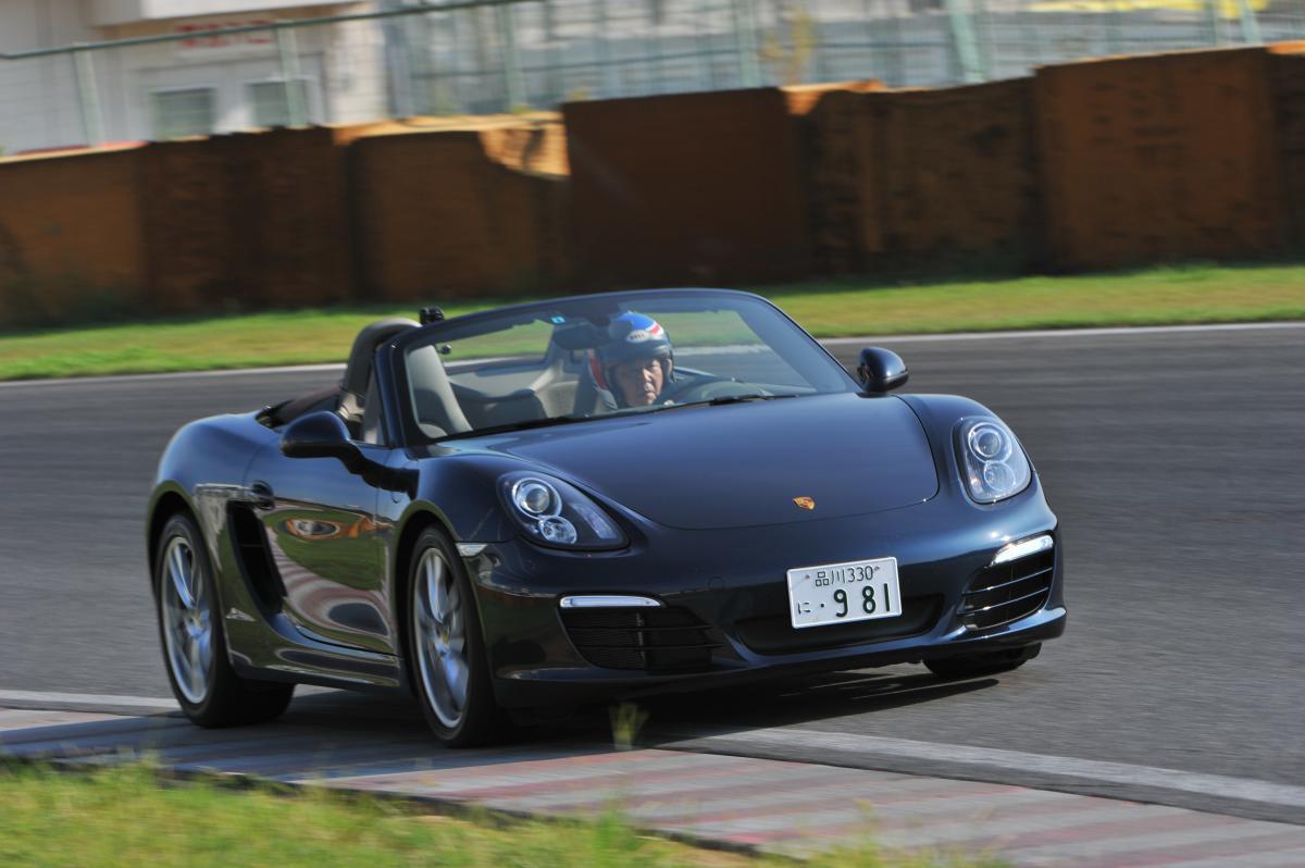 どうみても バレバレ なのになぜ ドラマの登場車がメーカーエンブレムを隠す理由 自動車情報 ニュース Web Cartop どうみても バレバレ なのになぜ ドラマの登場車がメーカーエンブレムを隠す理由 自動車情報 ニュース Web Cartop