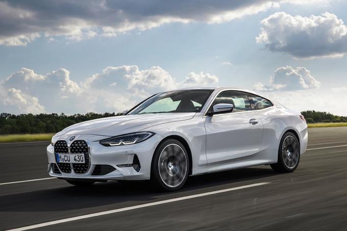 BMW ４シリーズクーペ新型モデル登場！　大型キドニーグリルを採用した新世代デザインが特徴