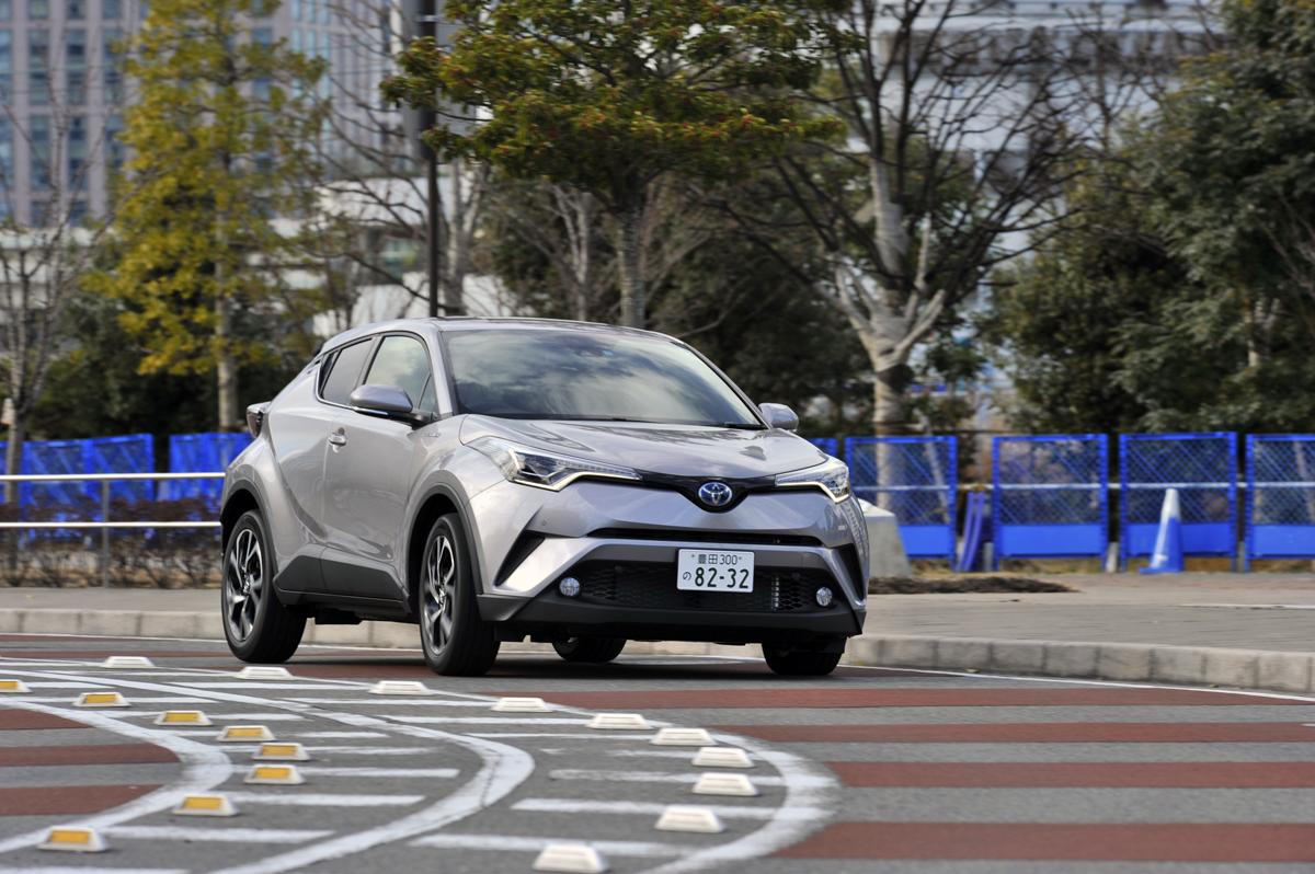 C Hrがあるのにヤリス クロスって必要 悩ましく みえてじつは キャラかぶり してない両車の選び方 自動車情報 ニュース Web Cartop 2ページ目 C Hrがあるのにヤリス クロスって必要 悩ましく みえてじつは キャラかぶり してない両車の選び方 自動車情報 ニュース Web Cartop 2ページ目