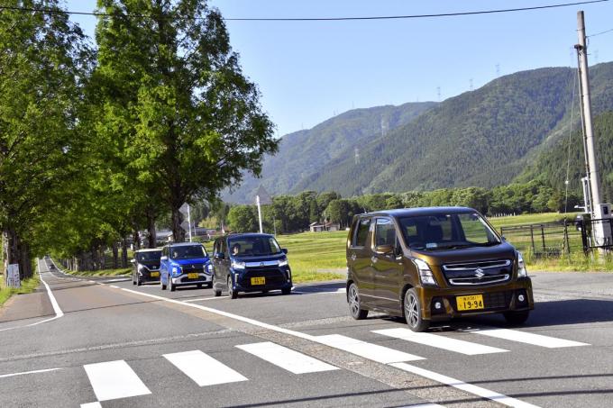 技術的には100馬力も可能 それでも軽自動車が 64馬力 にこだわるべき理由とは 自動車情報 ニュース Web Cartop 技術的には100馬力も可能 それでも軽自動車が 64馬力 にこだわるべき理由とは 自動車情報 ニュース Web Cartop