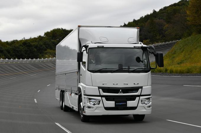 ドライバーの高齢化 整備士不足 問題 解決に期待大の トラック独特 のコネクテッド技術とは 自動車情報 ニュース Web Cartop