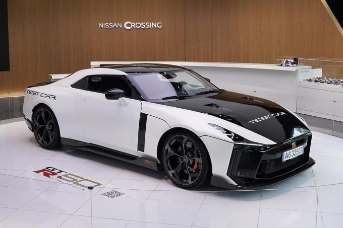 GT-R50イタルデザインのテストカー