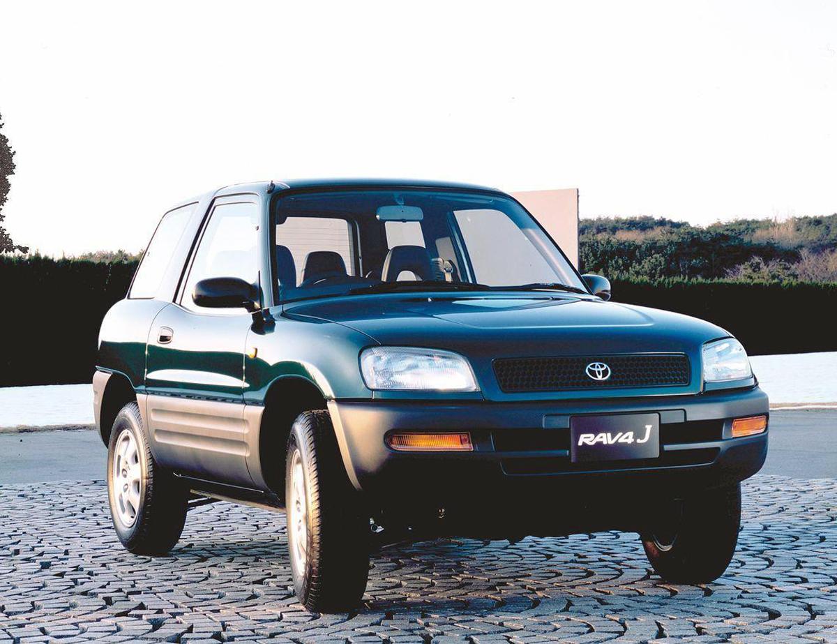 失敗する の声も上がる クラウンsuv の噂だが果たして 大幅 方向転換 で成功を納めた国産車4台 自動車情報 ニュース Web Cartop 失敗する の声も上がる クラウンsuv の噂だが果たして 大幅 方向転換 で成功を納めた国産車4台 自動車情報 ニュース Web Cartop