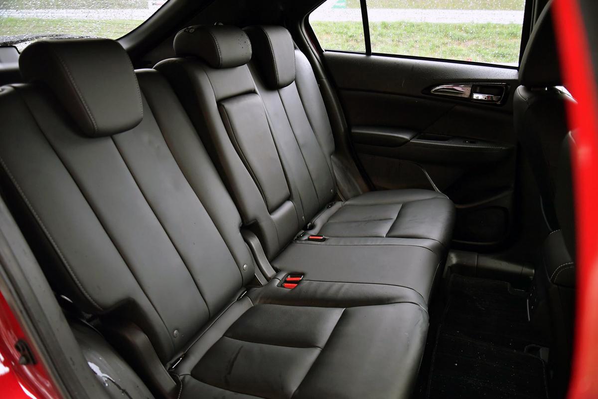 たかが 表皮 がカーライフをも左右 クルマの シート地 の複雑な中身と選び方 自動車情報 ニュース Web Cartop 2ページ目