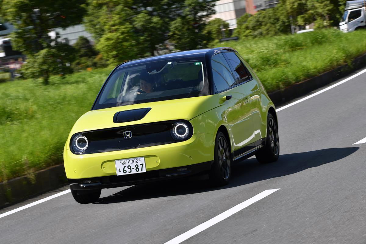 昔っぽいのに古くさくない不思議 レトロデザインで成功したクルマ４選 自動車情報 ニュース Web Cartop 2ページ目