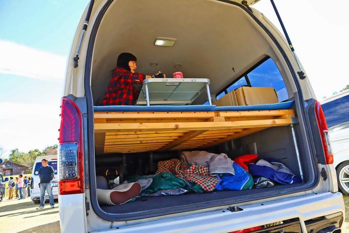 いまハマる女子が増加中の バンライフ って何 自動車情報 ニュース Web Cartop いまハマる女子が増加中の バンライフ って何 自動車情報 ニュース Web Cartop