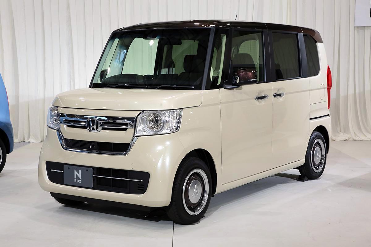 ただ座れるだけじゃダメ オトナでも後席が本当に使える軽自動車4選 Goo 自動車 ただ座れるだけじゃダメ オトナでも後席が本当に使える軽自動車4選 Goo 自動車