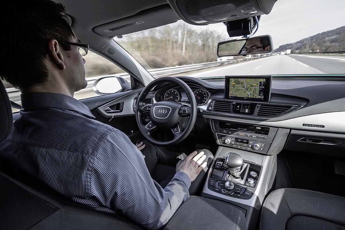 自動運転車 でレースをするほうがよほど簡単 レーシングドライバーから見た公道での自動運転の難しさとは Goo 自動車